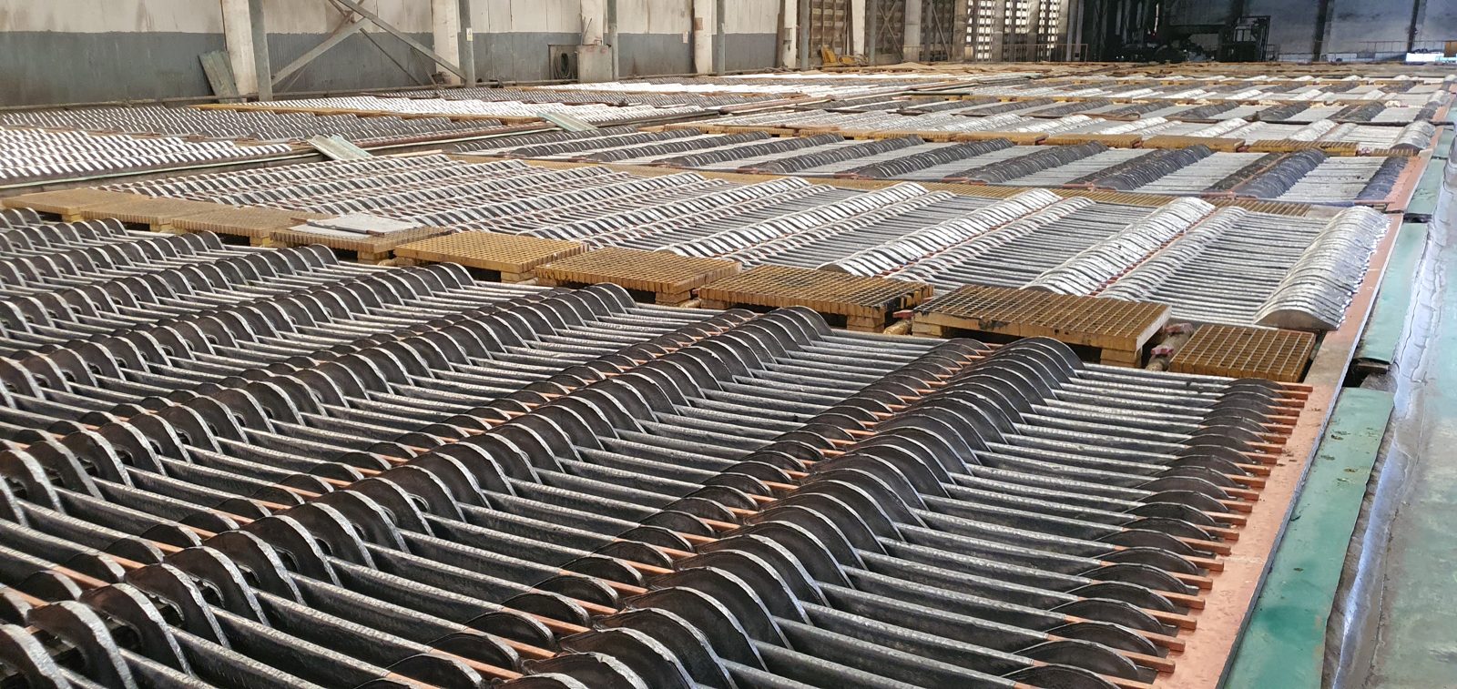 Electrolytic refining cells